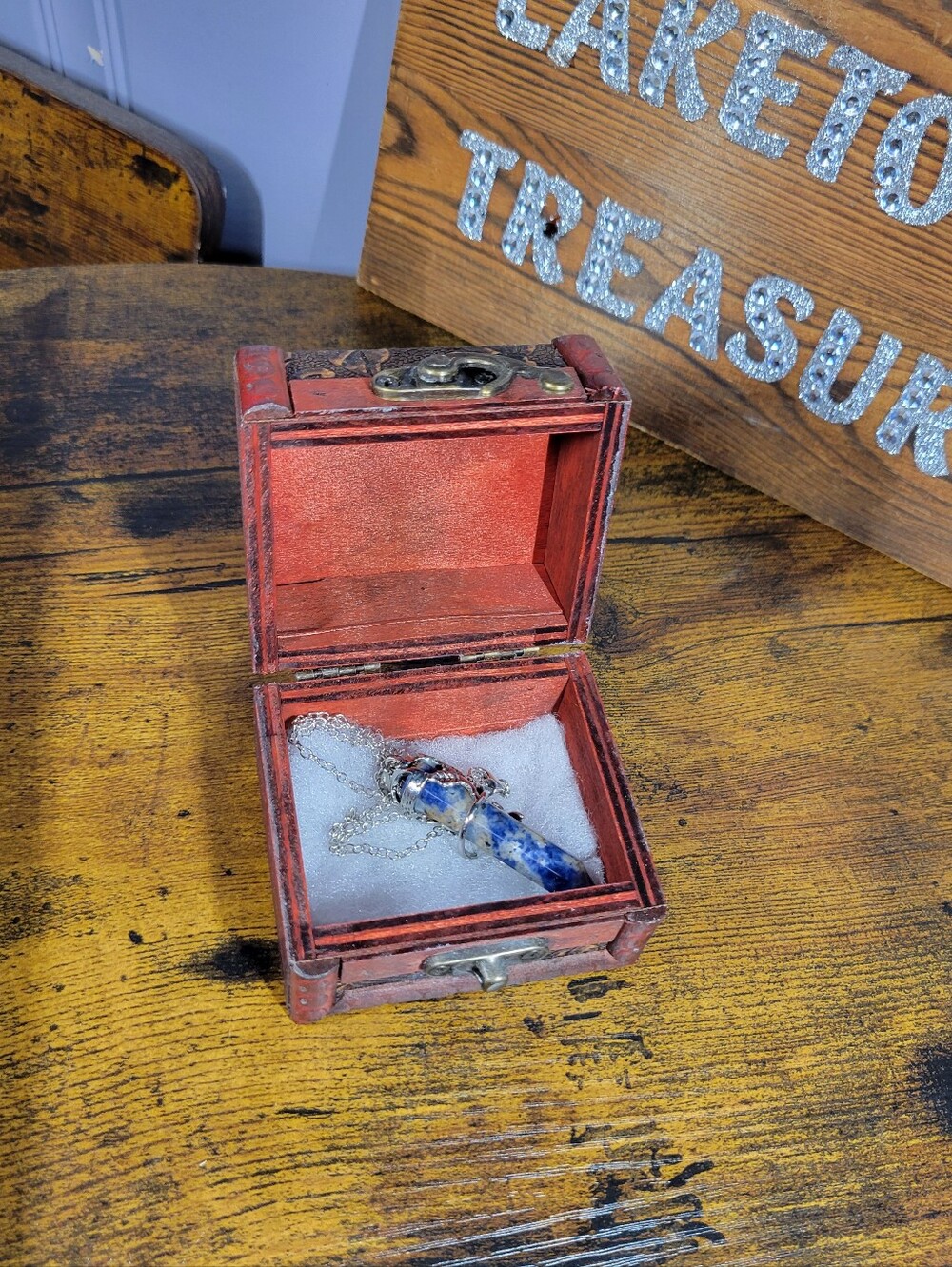 Vintage style Mini wood jewelry box and Sodalite Pendant Necklace